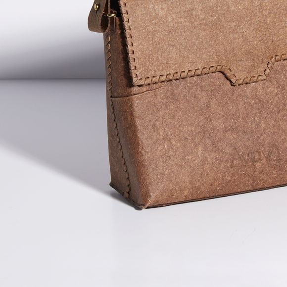 Aiya ayiA Benue Satchel with Kariba Thin Strap Brown - Picture 3 of 3